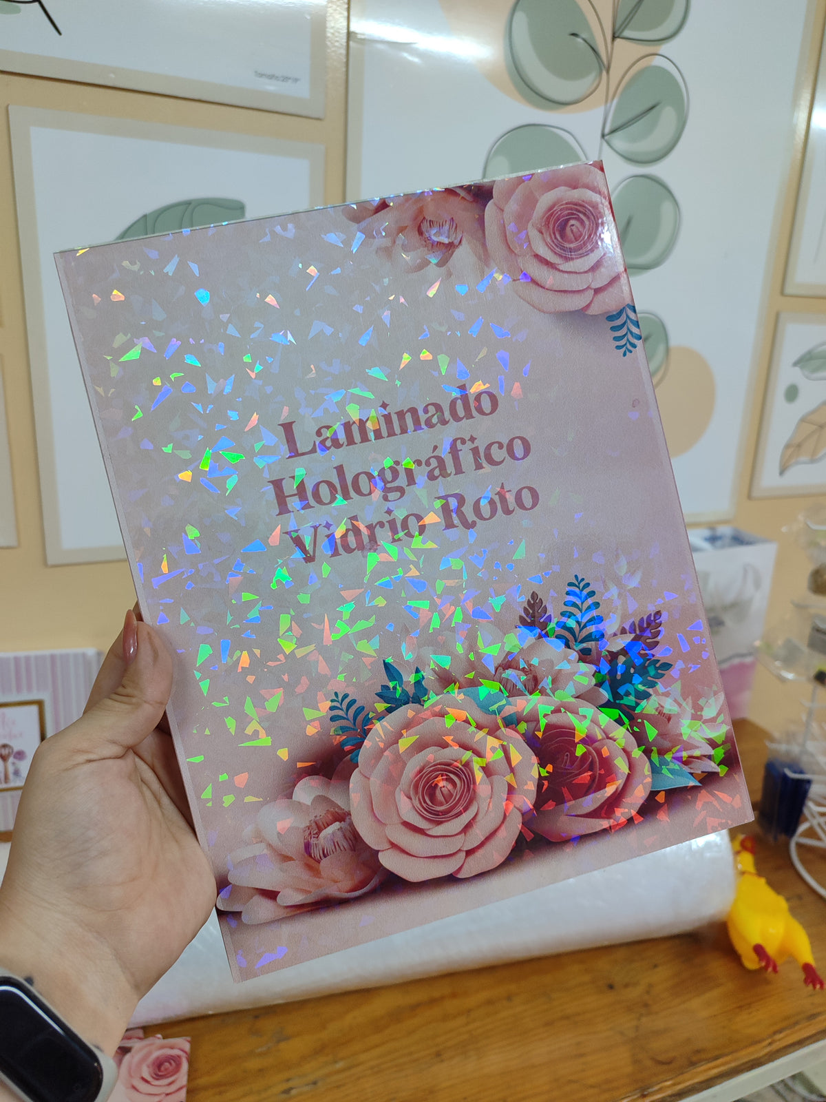 LAMINADO HOLOGRÁFICO A4 PAQ 10 UNDS